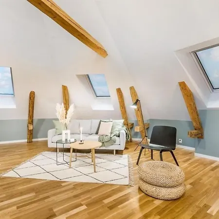 Apartment Sentral Med 4 Soverom Tonsberg